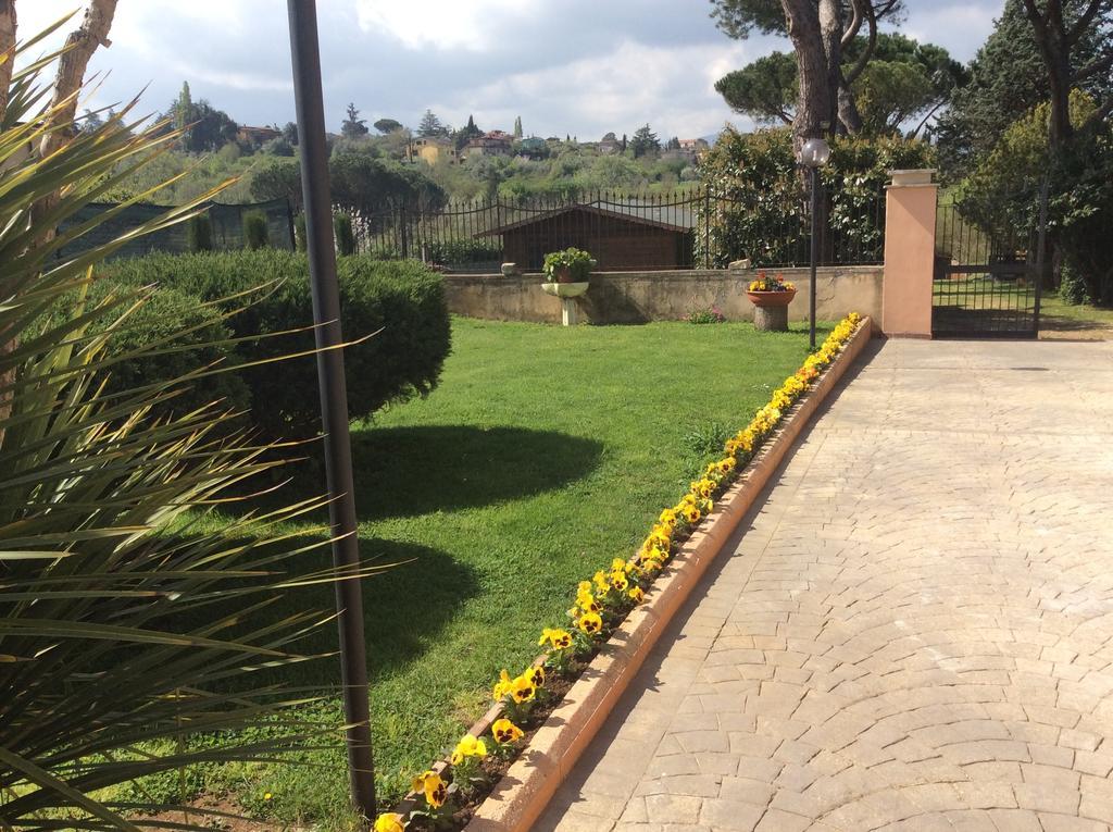 Villa Paradise Resort Gallicano nel Lazio Номер фото