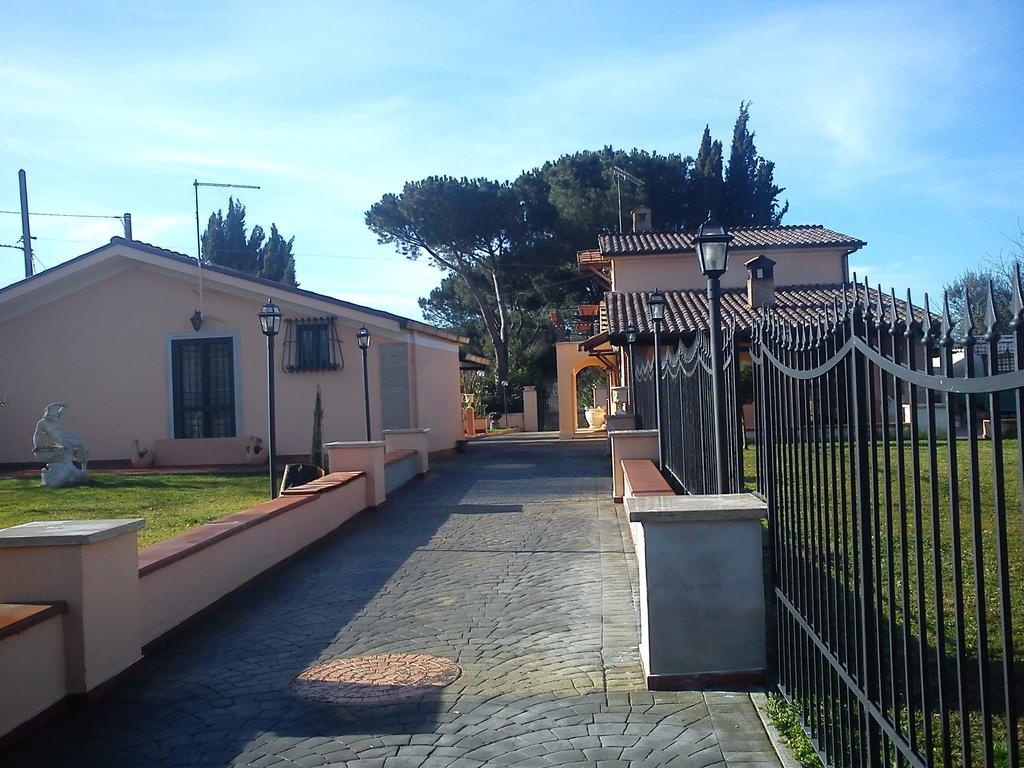 Villa Paradise Resort Gallicano nel Lazio Номер фото
